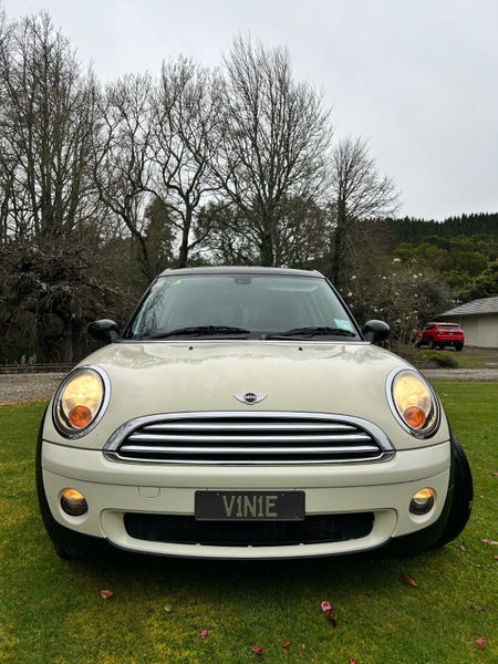 2011 MINI Cooper Coupe64032713232769111