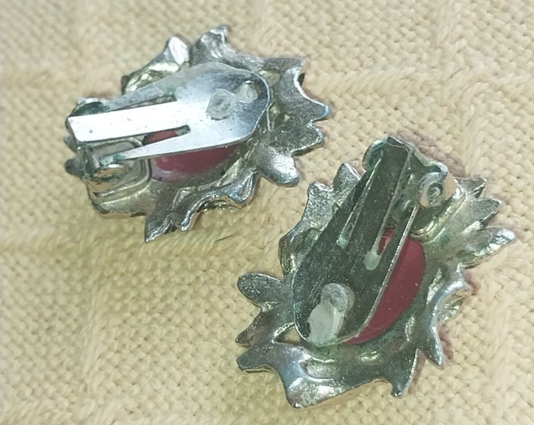 Vintage earrings stamped 207 Carousel 2