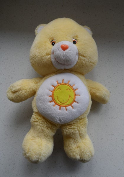 FUNSHINE CARE BEAR - 2004 Carousel 2