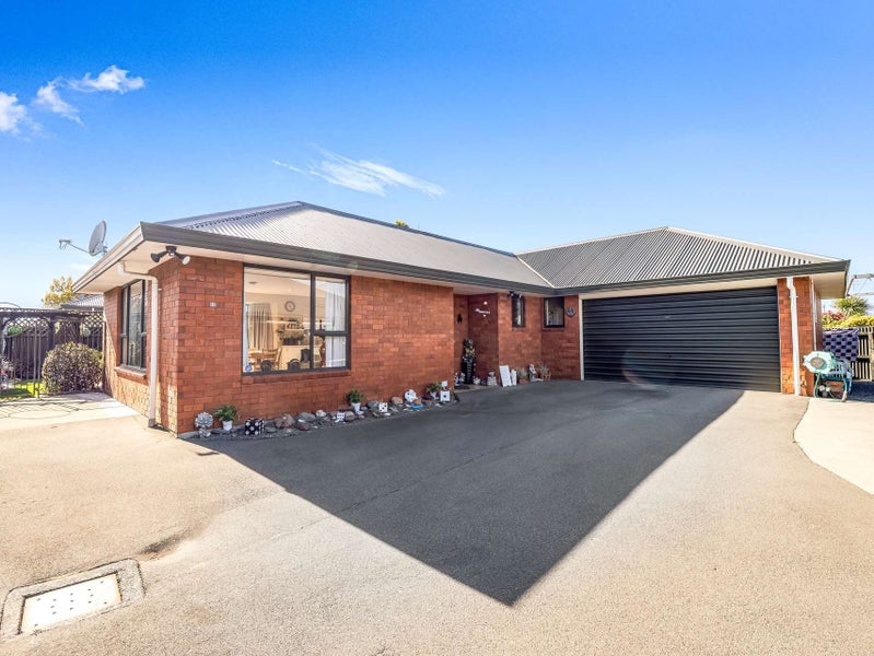 Image 1 of 25