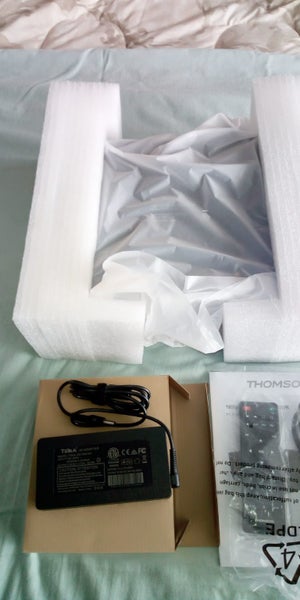 THOMSON PROJECTOR64370205137538113