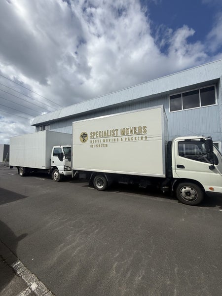 TWO MEN AND A TRUCK FURNITURE MOVERS Carousel 1