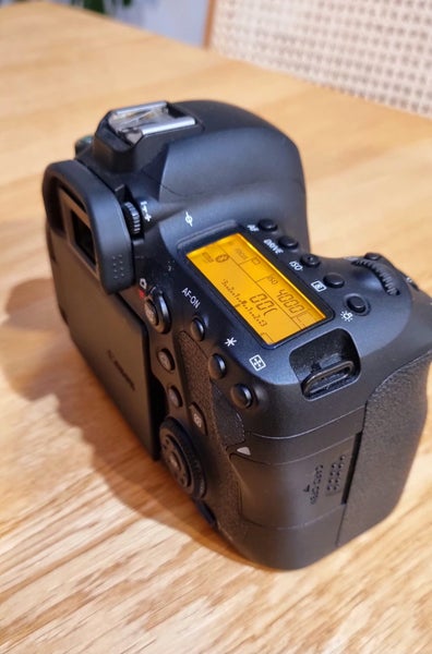 Canon EOS 6D Mark II Full Frame DSLR – Excellent Condition63807316618115113