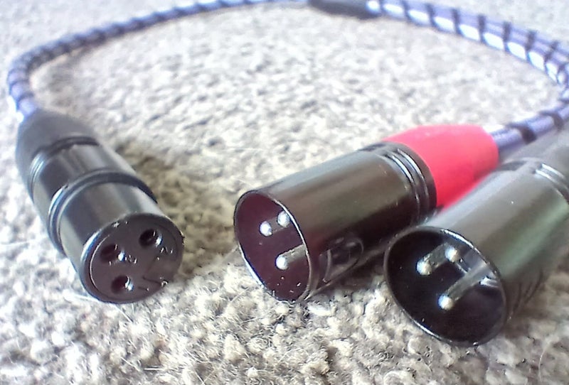 XLR Splitter Cables - 1 pair Carousel 1