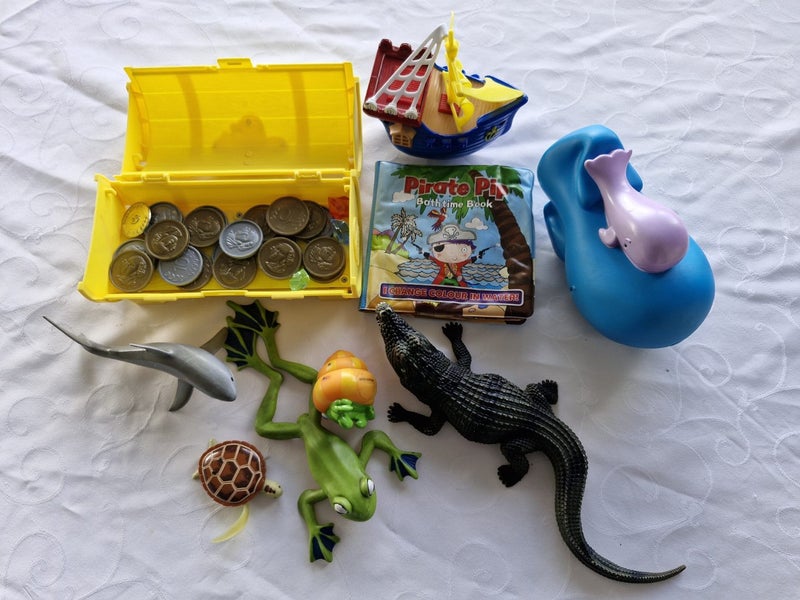 KIDS BULK BATH TOYS Carousel 1