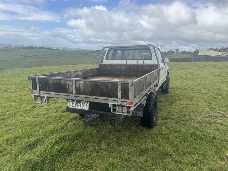 2004 Toyota Hilux E/C63654835412482113