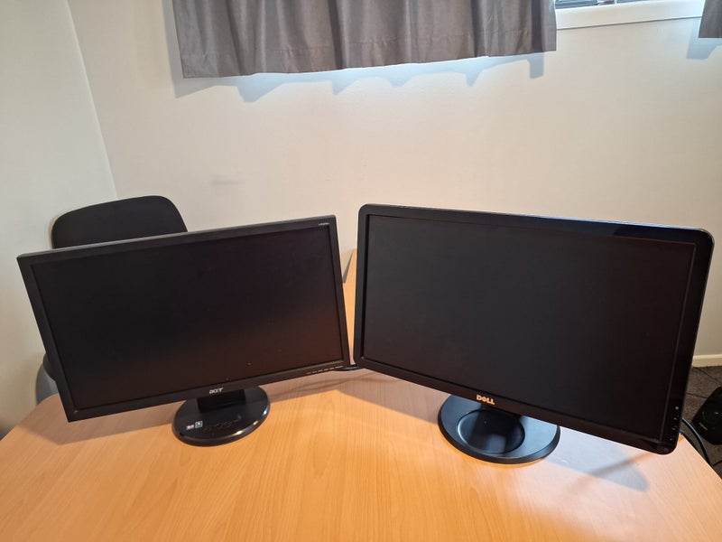 Complete Home Office Setup – Desktop, Monitors, Desk + Speakers, Chair & Printer63667593347329112