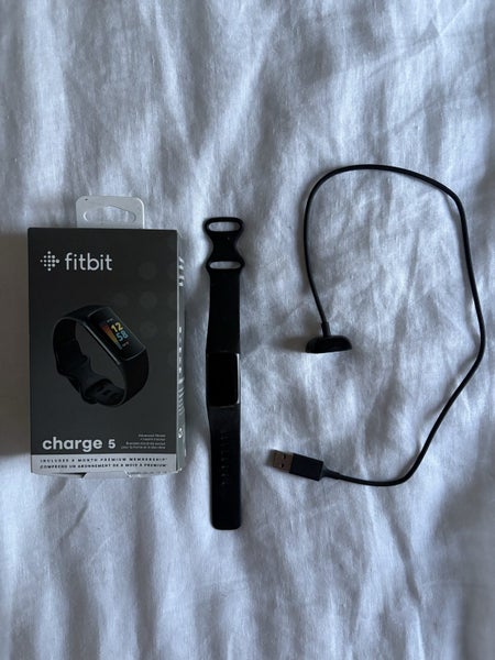 Fitbit Charge 5 – Black, Perfect Condition, Boxed Carousel 1