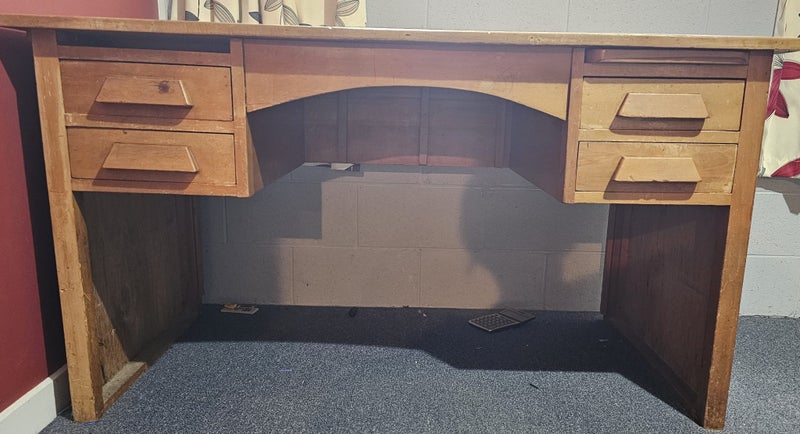 Desk with drawers Carousel 1
