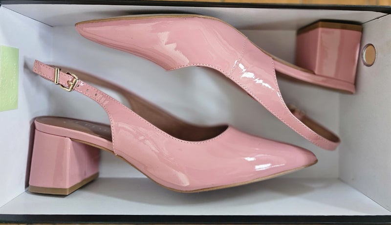 Beautiful "Duchess" slingback from MI PIACI - hew RRP $260 Carousel 2