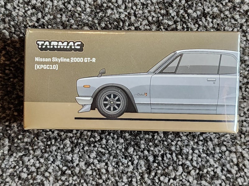 Tarmac Nissan SKYLINE 2000 GT-R (KPGC10) Carousel 1