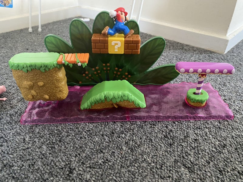 Mario Tracksets x2 and Jungle Playset Carousel 2