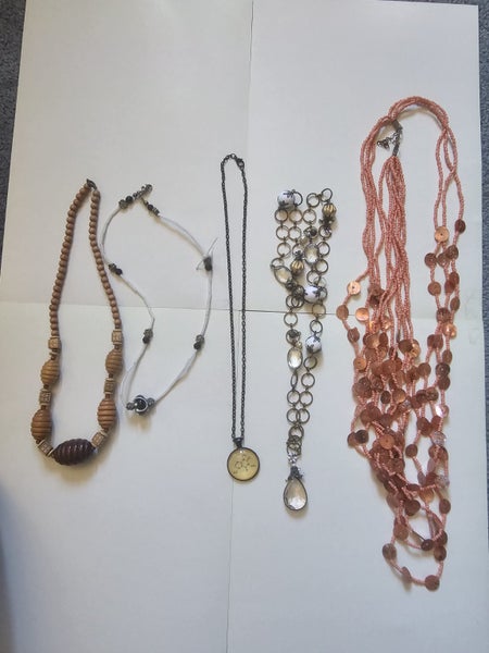 5 X NECKLACES see photos and details for full information Carousel 1