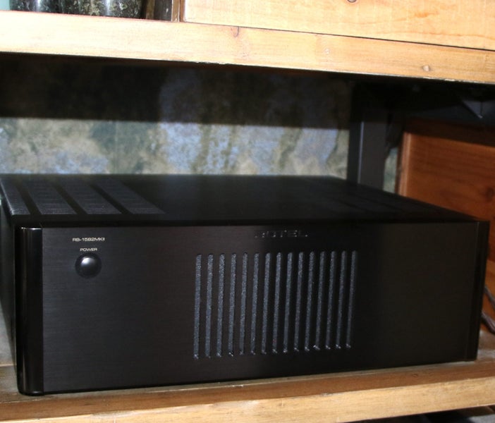 ROTEL RB-1582 MK2 Carousel 1