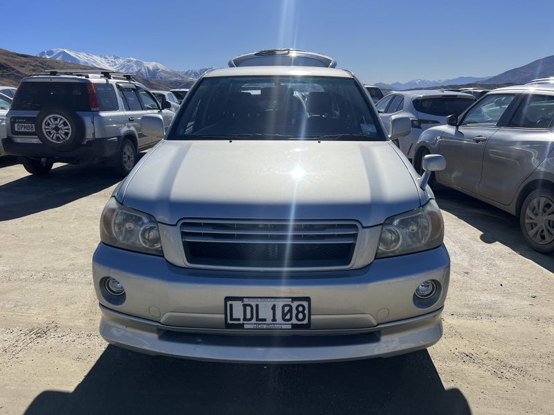 2004 Toyota Kluger63677365417731113