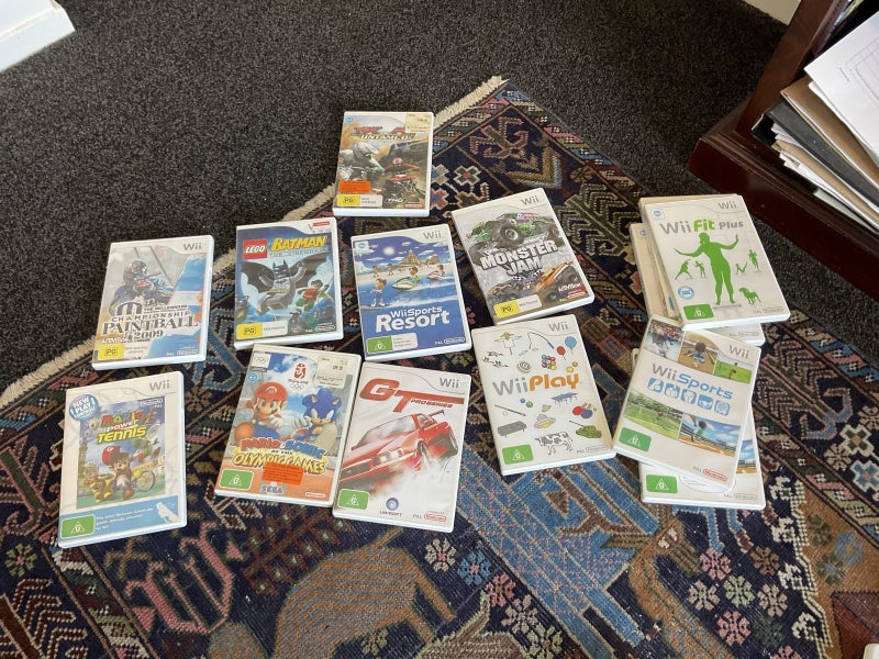 Nintendo Wii Console, balance board and extra Carousel 5