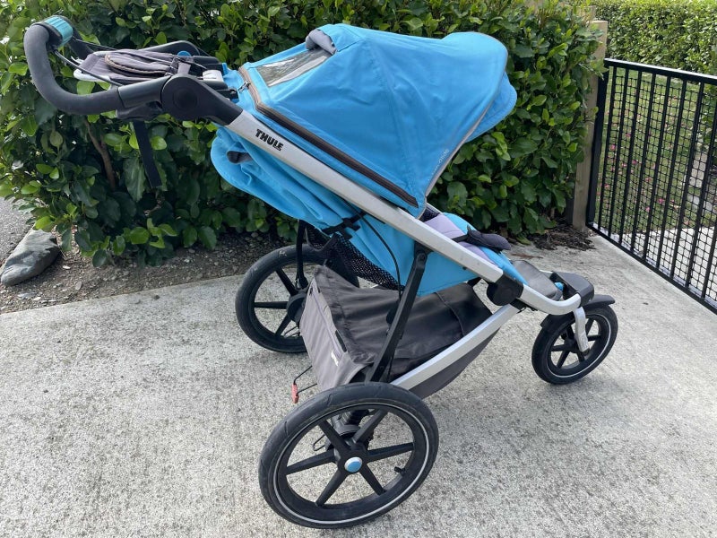 Thule Urban Glide 2 Carousel 2