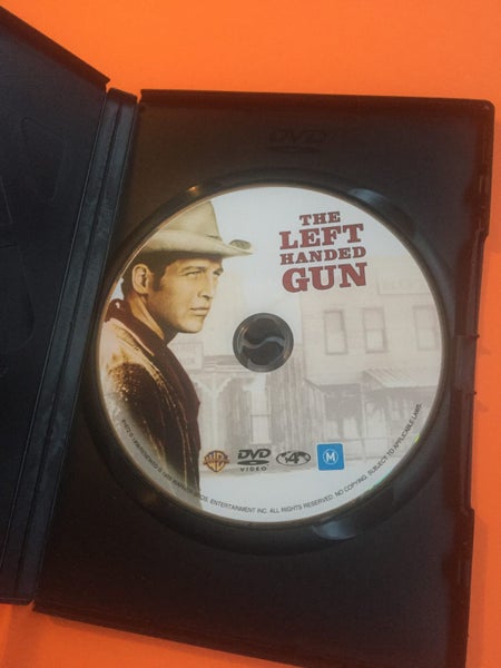 The Left Handed Gun Carousel 3