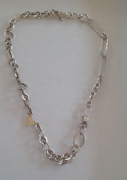 Handcrafted heavy silver chain by Dunedin jeweller John Z Robinson Carousel 11