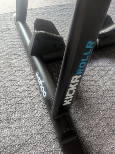Wahoo KICKR ROLLR Smart Trainer63655745564161112
