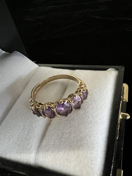 Amethyst Set Gold Ring - Condition Very Good - Replacement Value $1585.00 Carousel 1