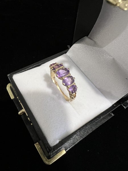 Amethyst Set Gold Ring - Condition Very Good - Replacement Value $1585.00 Carousel 7