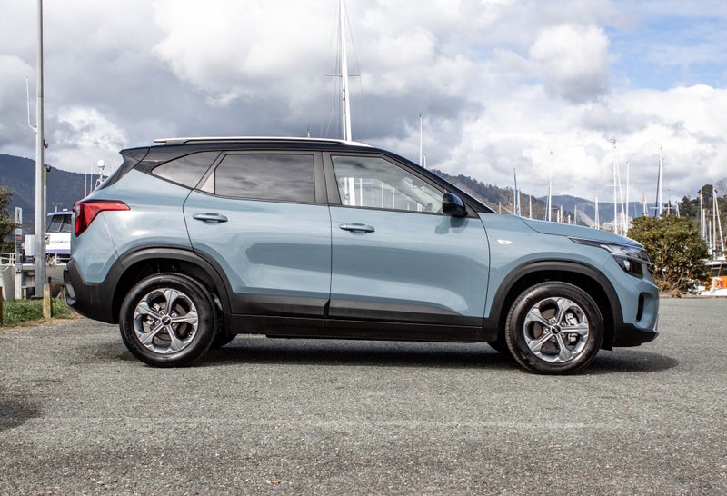 2023 Kia Seltos LX 2.0P/IVT63656565854210114