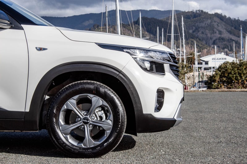 2025 Kia Seltos LX 2.0P/IVT63656565861505113