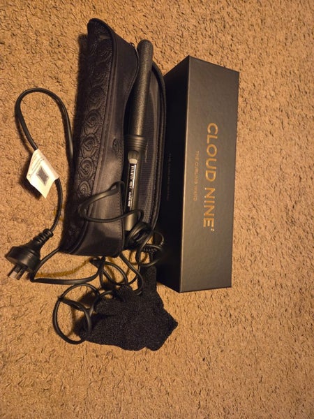 Cloud Nine -the curling wand Carousel 1