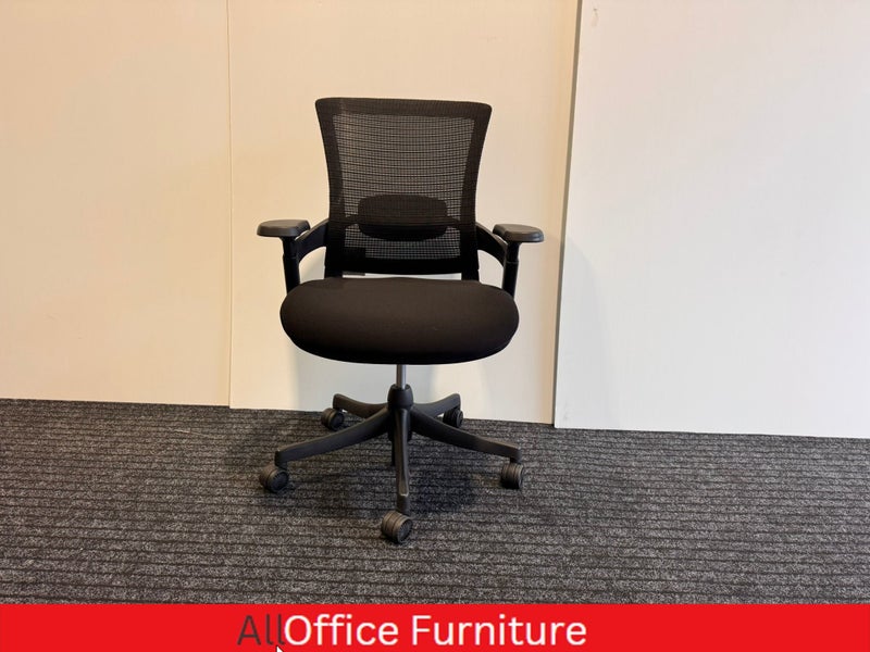 Ergonomic Office Chair with arms Carousel 1