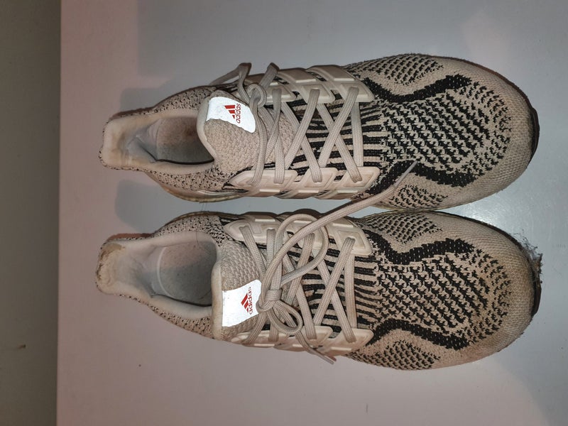 Adidas Ultraboost Carousel 1