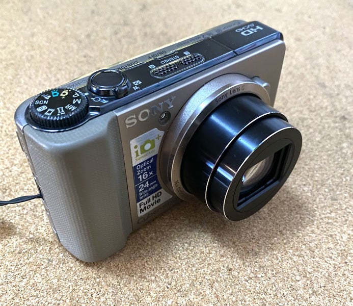 Sony DSC-HX9V GPS Enabled + Sony 8GB SD Card + FREE POSTAGE - PRICE DROP!63807316604546112