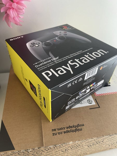 PS5 30th Anniversary Edition DUALSENSE CONTROLLER63667590738818112