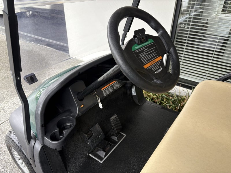 Golf cart - Club Car63667591278978114