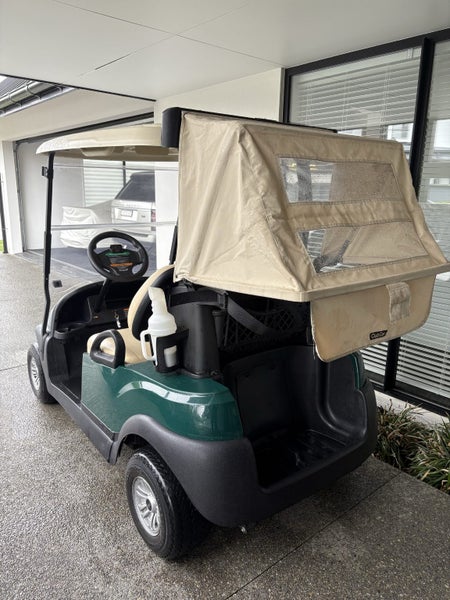 Golf cart - Club Car63667591278978111