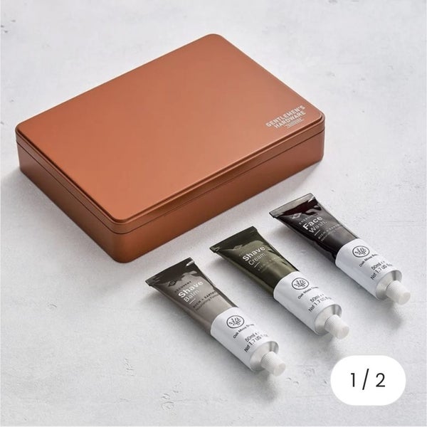 Gentlemen's Hardware - Close Shave Kit Carousel 2