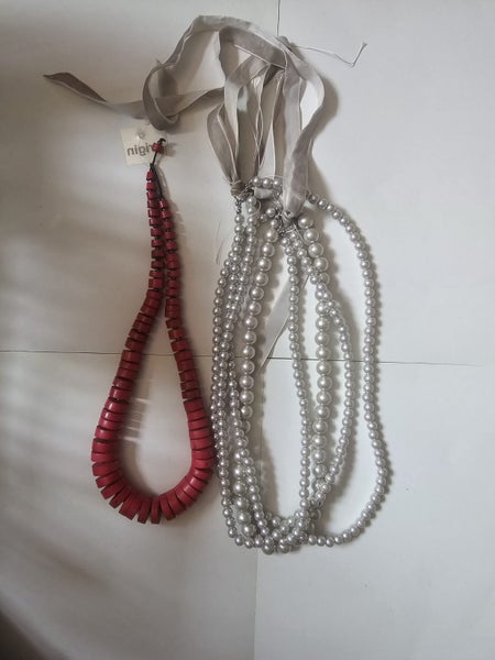 4X NECKLACES Carousel 2