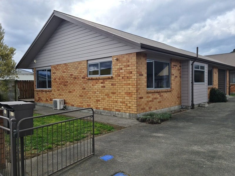 Image 1 of 20