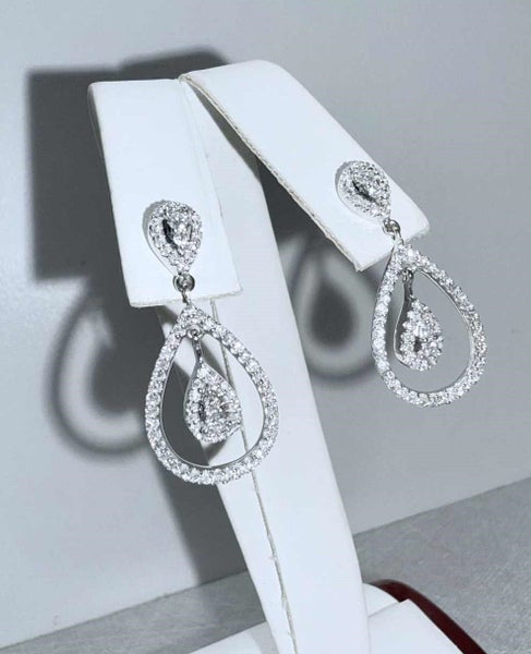 14ct White Gold Diamond Drop Earrings – Timeless & Elegant Carousel 1