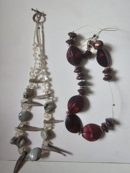 4X NECKLACES Carousel 2