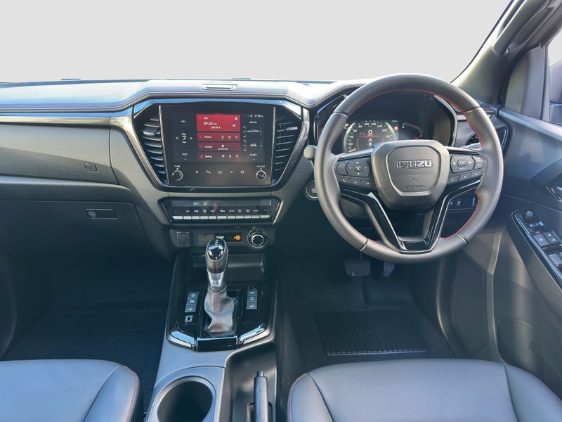 2025 Isuzu D-Max X-TERRAIN 4WD AUTO63667602083586112