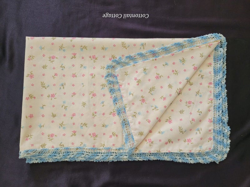 Vintage Floral Pillowcase Crochet Border Shabby Chic Carousel 1