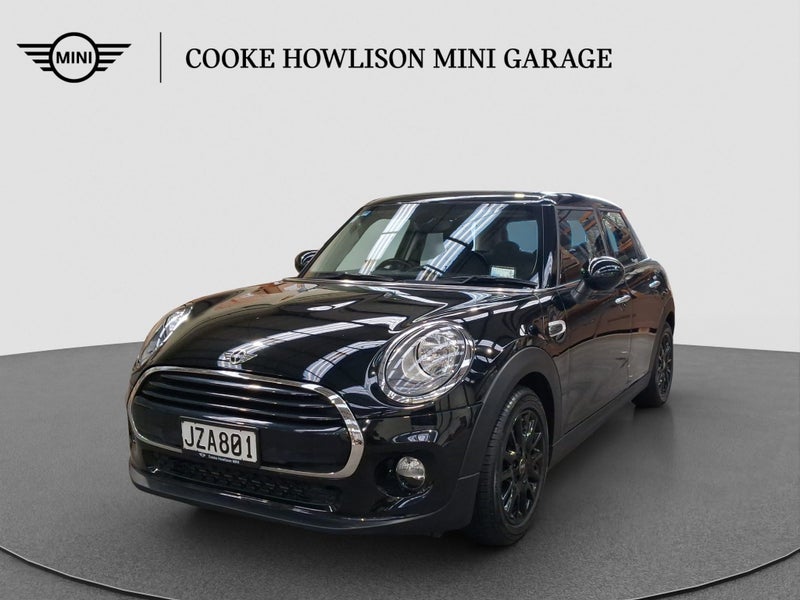 2016 MINI Cooper 5-Door Hatch Auto SE63667602279554112