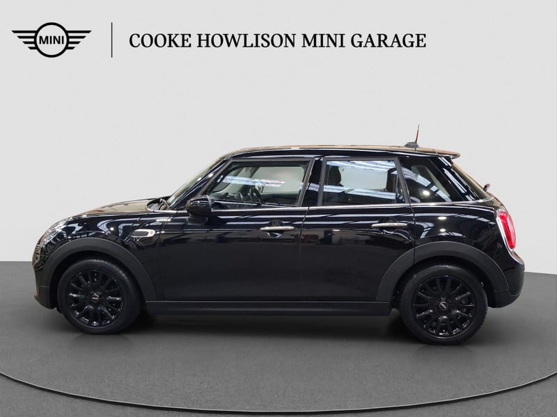 2016 MINI Cooper 5-Door Hatch Auto SE63667602279554113