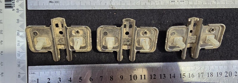 Hinge plates Assorted (PU15) Carousel 8