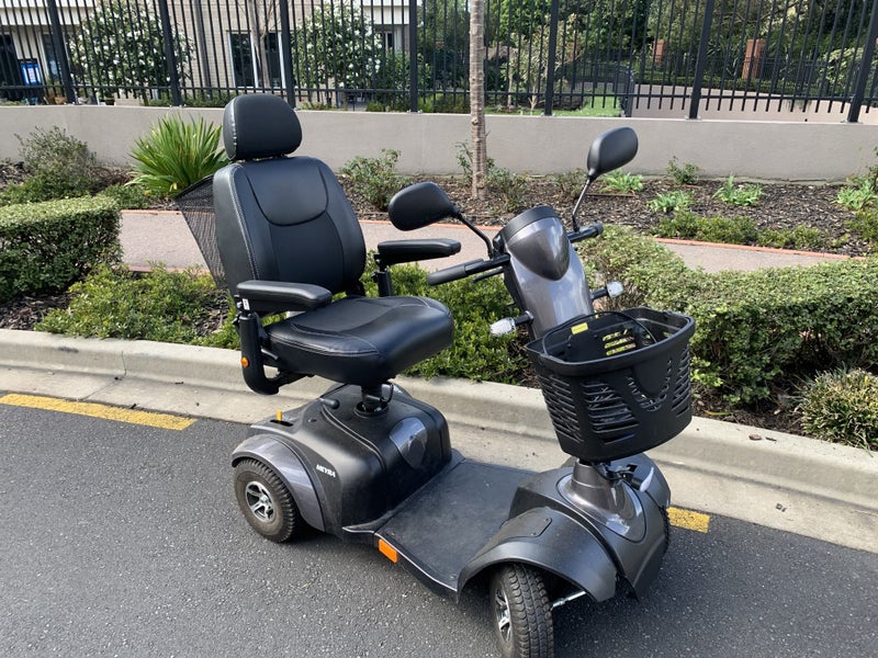 Mobility scooter Carousel 1