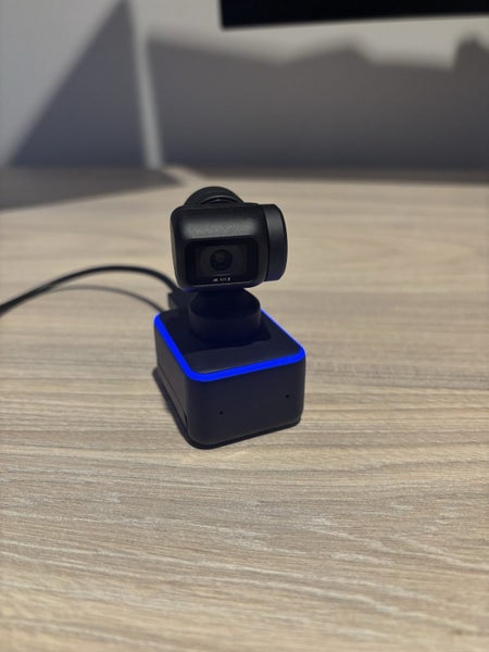 Insta360 Link UHD 4K Webcam Carousel 2