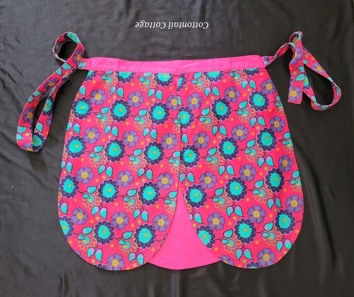 Ladies Apron Vibrant Pink Carousel 1