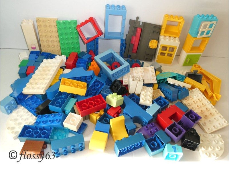 ®™DUPLO - Box of discoloured, damaged & Rejected blocks etc. (Bulk Lot) $1 Res Carousel 1
