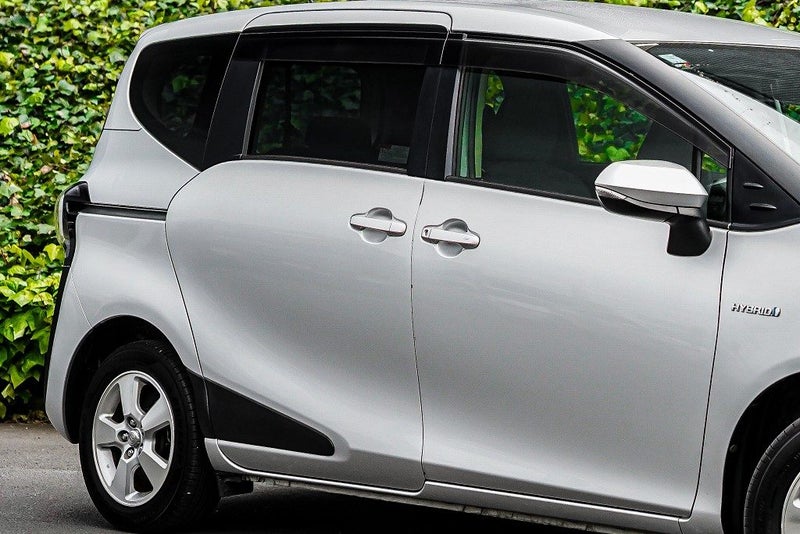 2015 Toyota Sienta Hybrid 7 Seater EV Mode / LD...64793175039489114